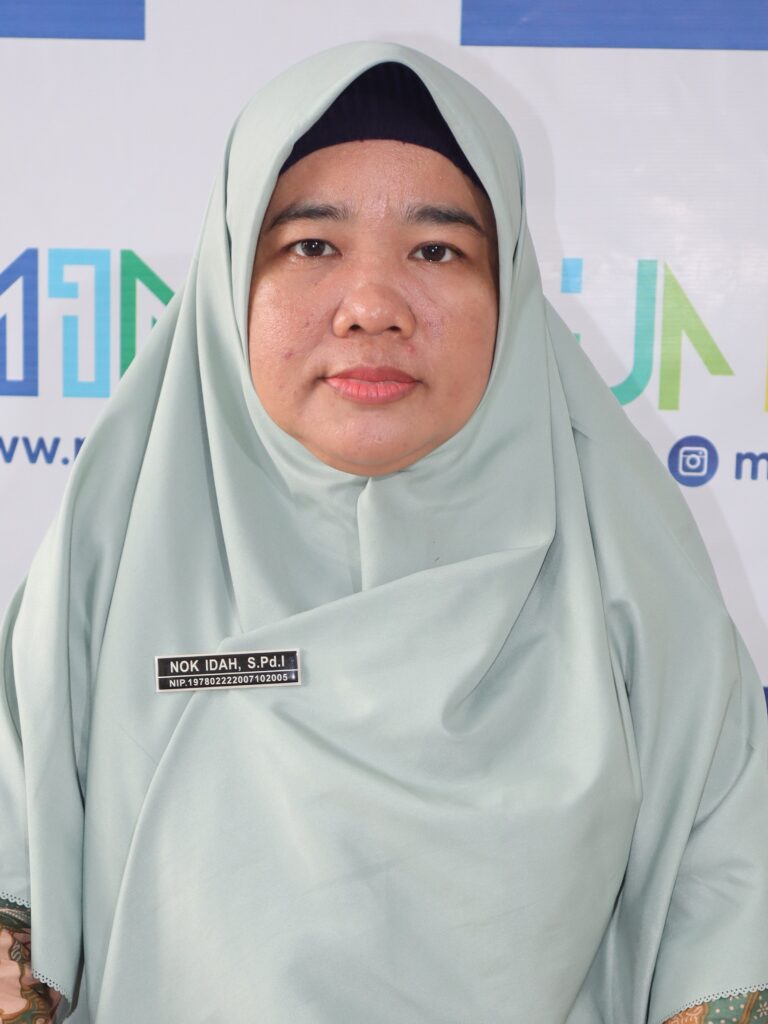 This image has an empty alt attribute; its file name is IMG_8979-768x1024.jpg